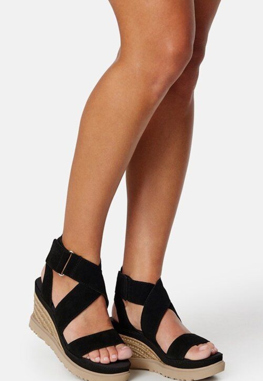 Keng T UGG | Ileana Ankle Wedge