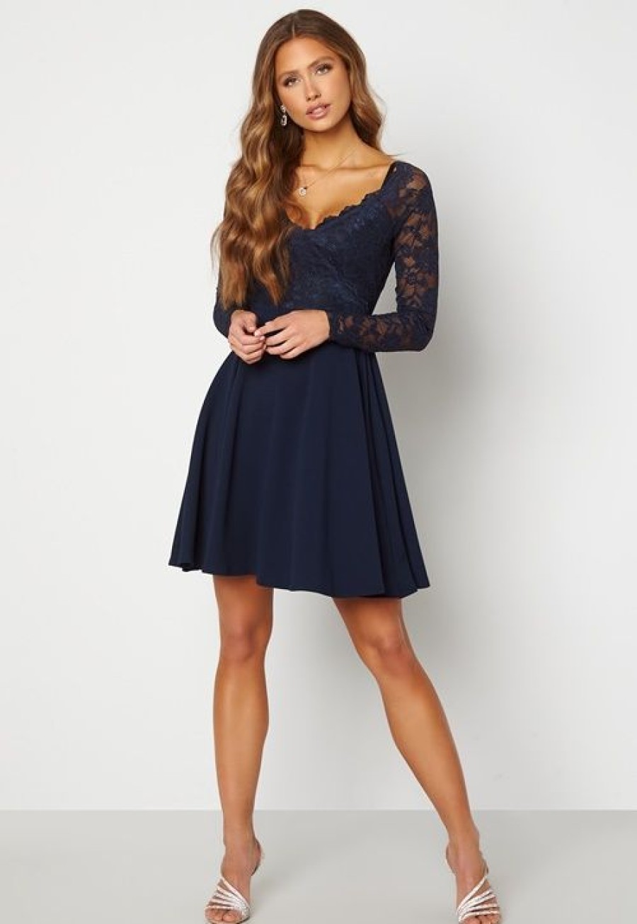 H T Goddiva Morsiusneitojen Mekot | Long Sleeve Lace Skater Dress