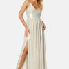 H T Bubbleroom Occasion Morsiusneitojen Mekot | Siri Sparkling Pleated Gown