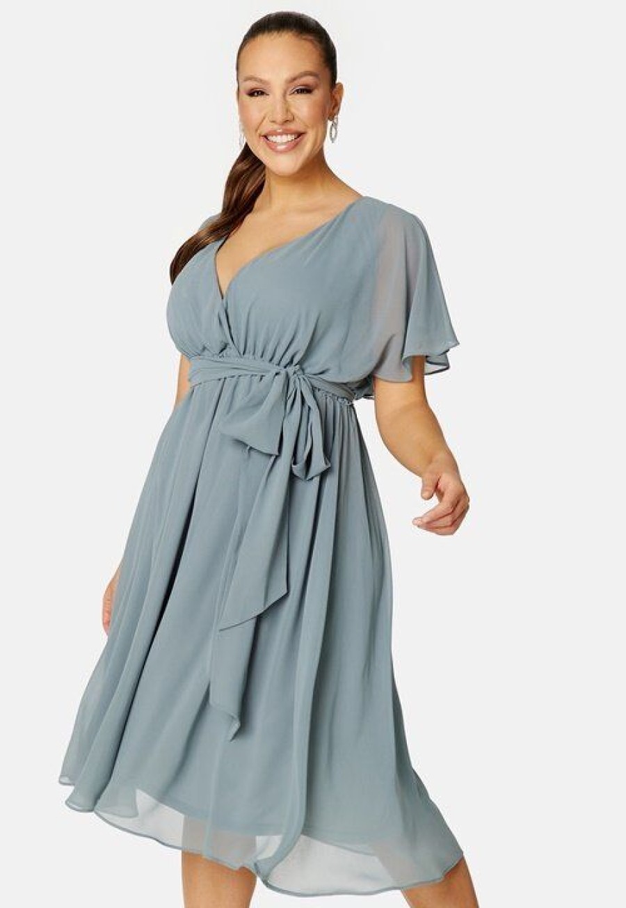 Mekot Goddiva Curve | Flutter Sleeve Chiffon Midi Dress