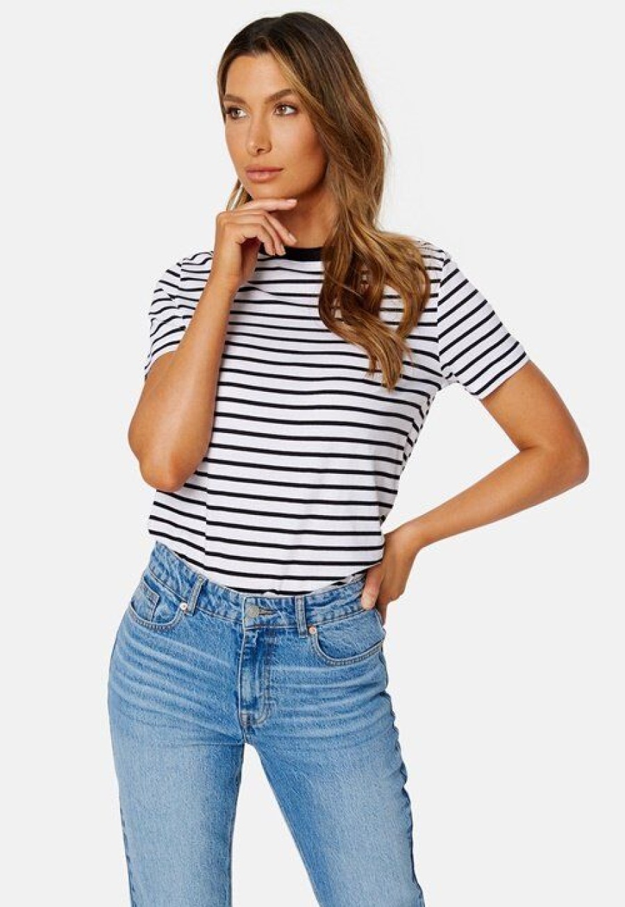 Topit & T-Paidat SELECTED FEMME | Essential Ss Stripe O-Neck Tee