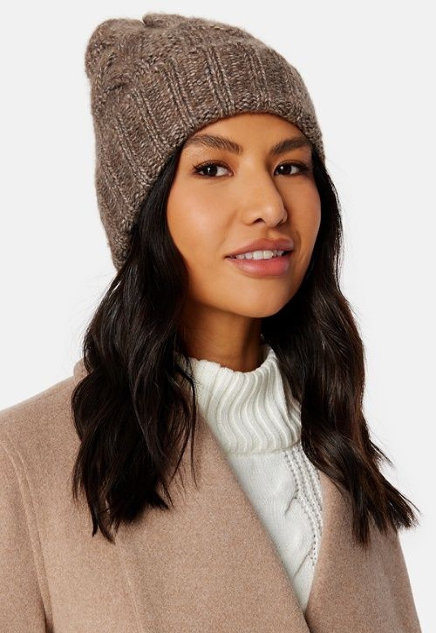 Asusteet BUBBLEROOM | Malin Knitted Hat