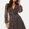 Mekot FOREVER NEW | Kinsleigh Plisse Cut Out Mini Dress