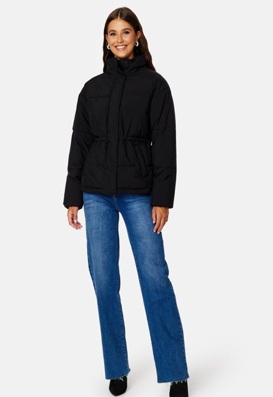 Takit BUBBLEROOM | Rahima Drawstring Waist Puffer Jacket