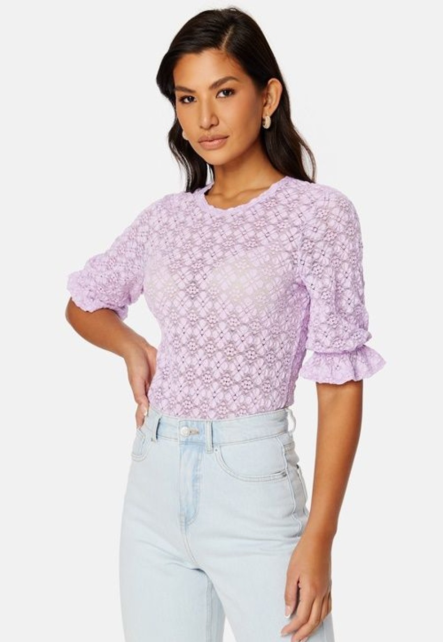 Topit & T-Paidat Happy Holly | Padma Lace Top