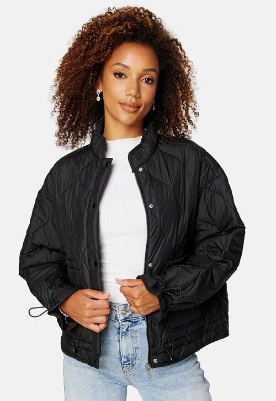 Takit Object Collectors Item | Line Short Quilted Jacket