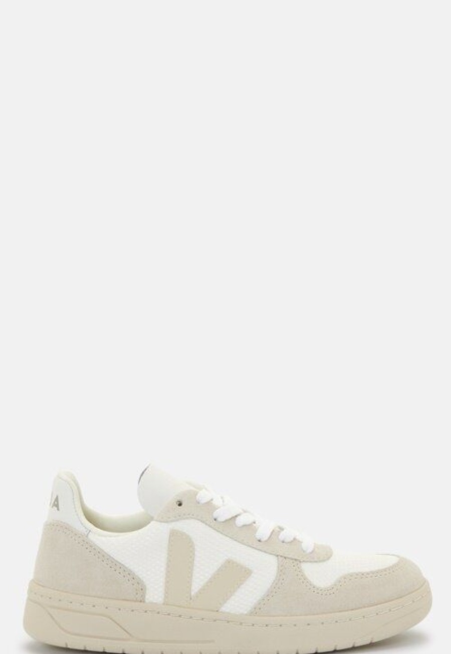 Keng T VEJA | V-10 Sneakers